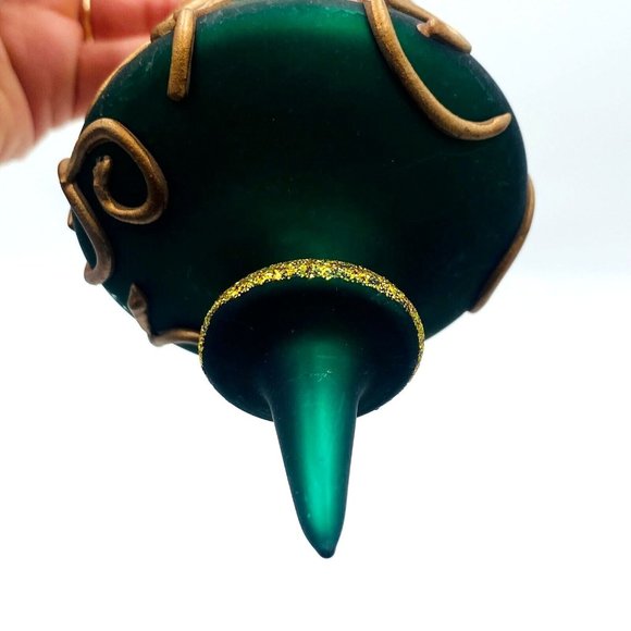 Handblown Christmas Hanging Ornaments Set of 2 Green/Gold and Red/Gold - Picture 6 of 8